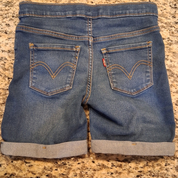 Levi's Blue Girlfriend Midi Denim Shorts Size 10 - Picture 2 of 4